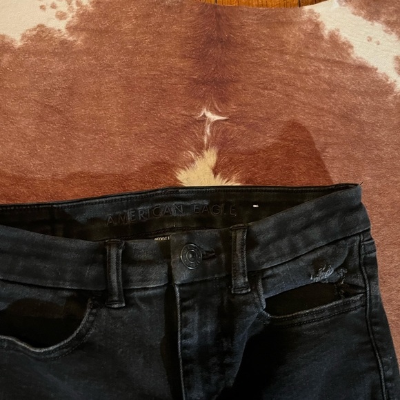 American Eagle black distressed Next Level stretch curvy high rise jegging - Picture 3 of 6